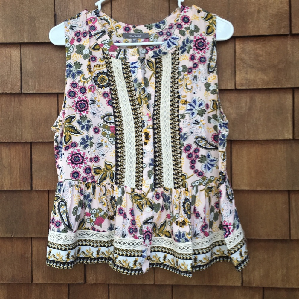 Anthropologie Caccini Lace Peplum Blouse